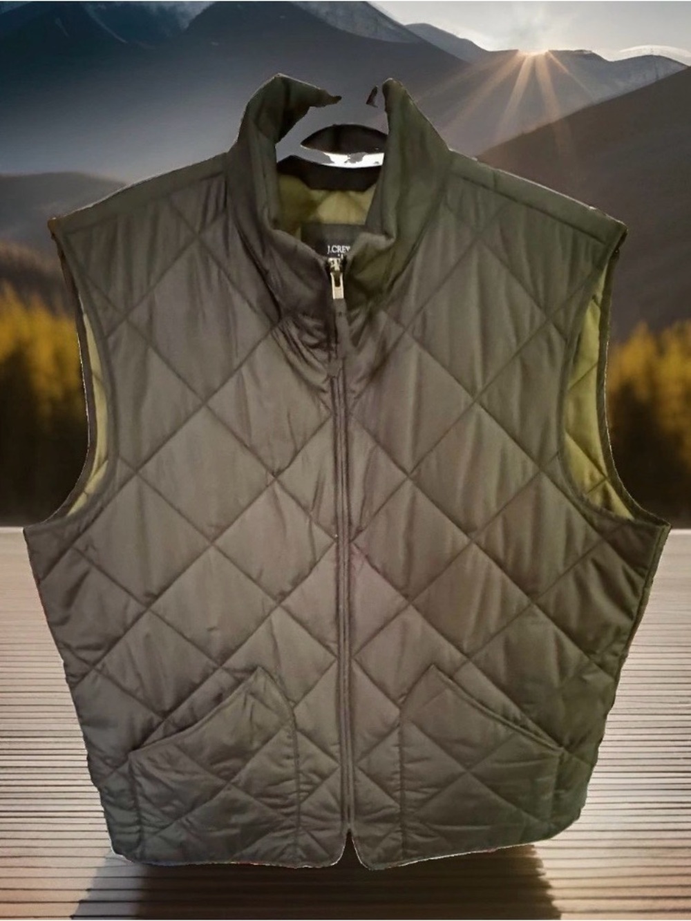 J.CREW Men’s L Black Quilted Full Zip Vest Stand-Up Collar Regular Fit NWOT